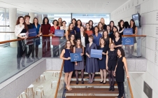 Lauréates 2016 de la bourse L’Oréal-UNESCO pour les Femmes et la Science lors de la remise des prix à l’Institut Pasteur