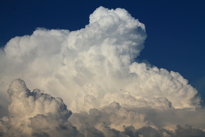 Comment les satellites percent les secrets des nuages