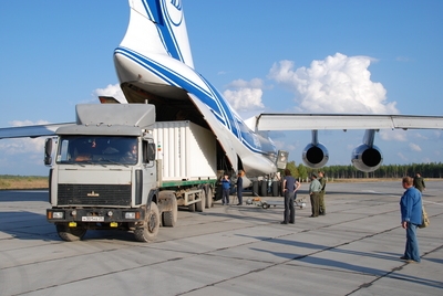 Le compagnon de vol de SMOS, Proba-2, est arrivé sur le cosmodrome de plesetsk le 27 août dernier. Crédits : ESA.